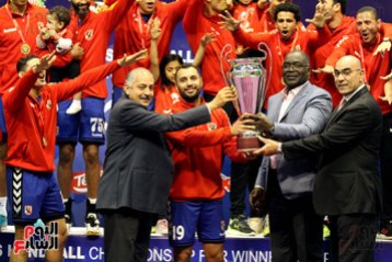 2018-04-23 Egypt Al-Ahly win Africa Handball Cup 2018 - Celebrations 01 Uoum7